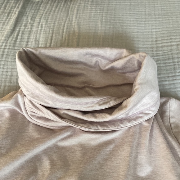 Yoga pull over - Picture 3 of 5